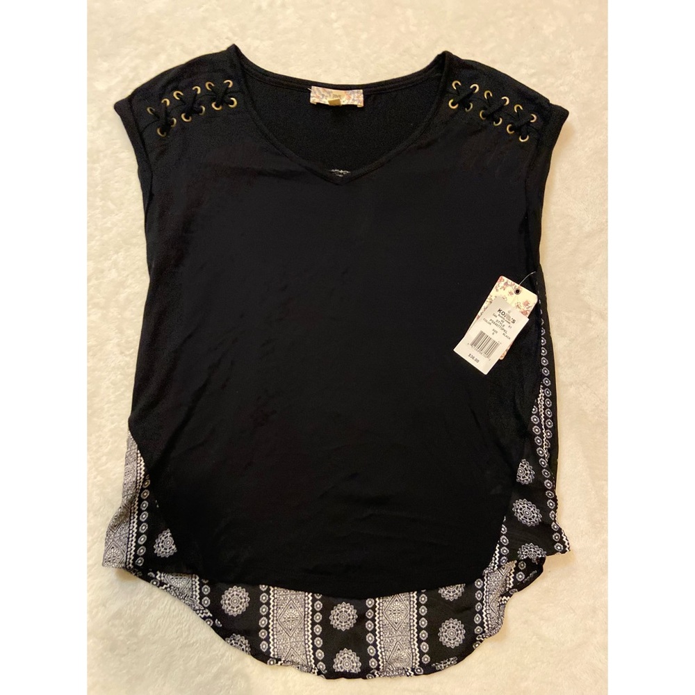 NWT Womens Patterned Tunic Blouse